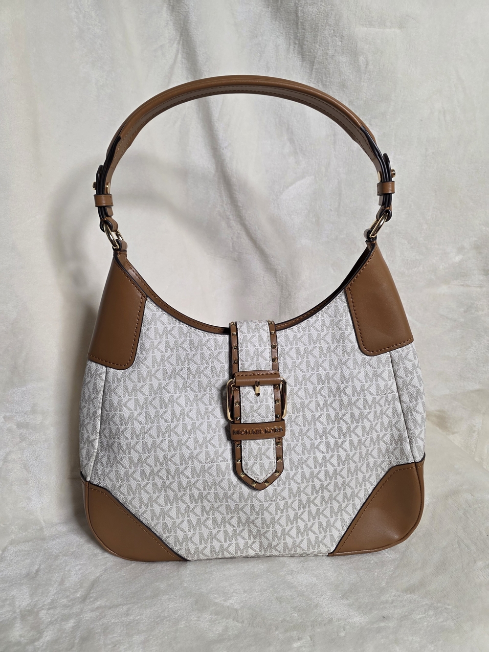 Michael Kors Lillian Small Shoulder Bag Vanilla Monogram Logo